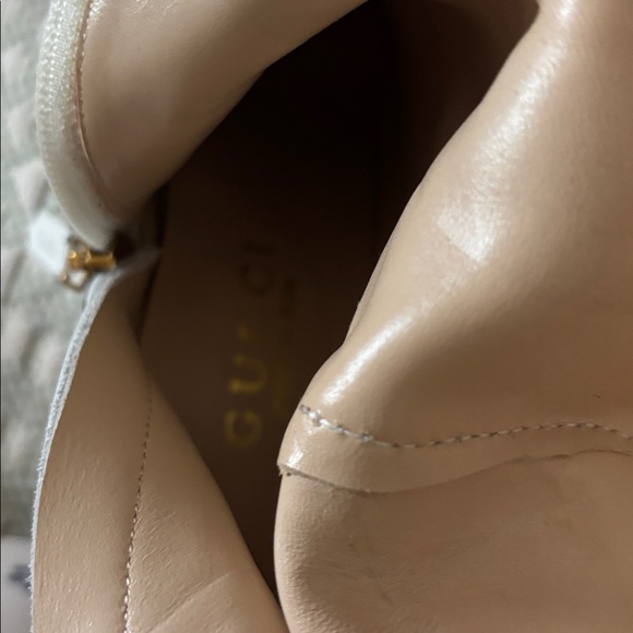 3 Elegant Black and Cream & Brown Boots - Picture 5 of 6